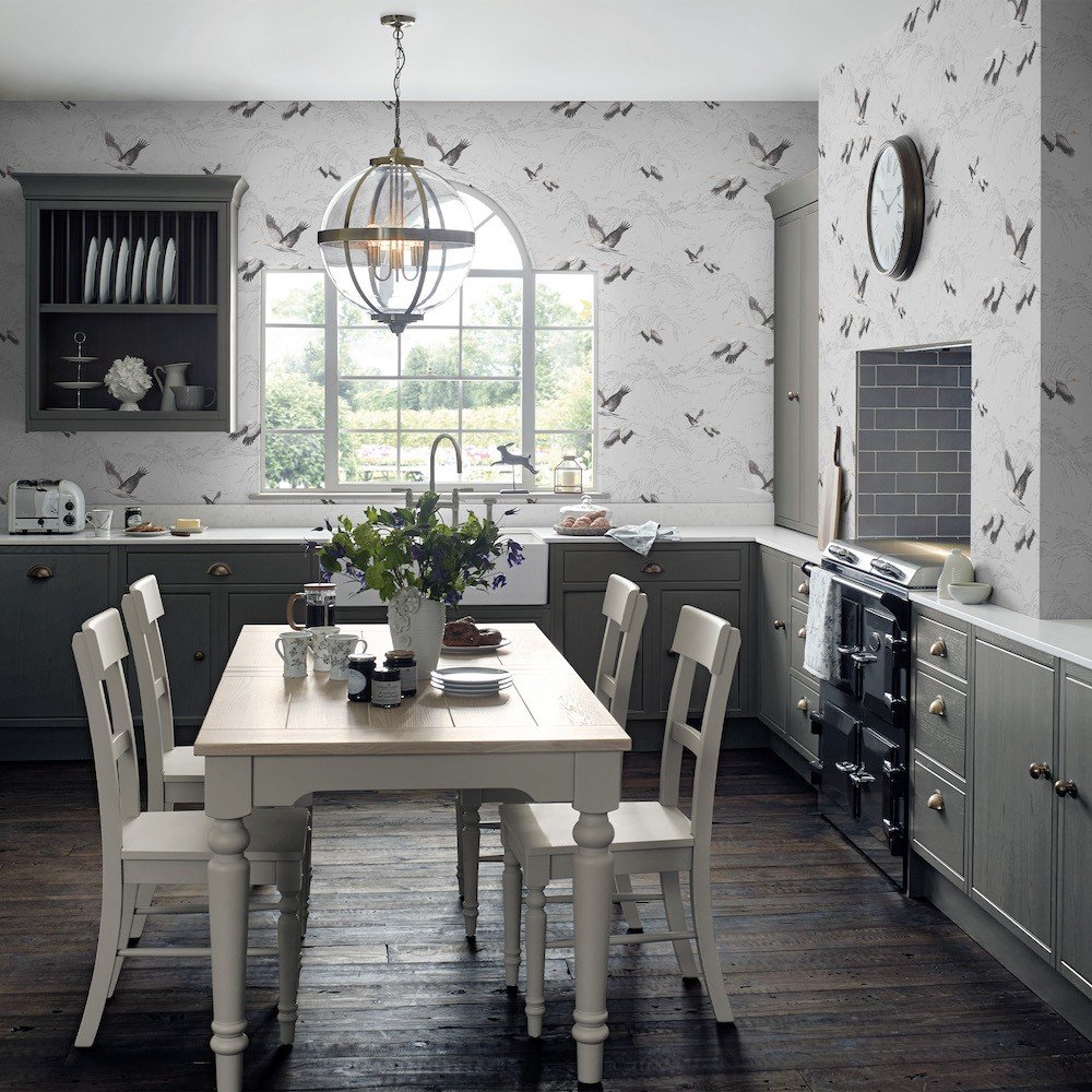 113394 - Animalia Wallpaper - Silver - Laura Ashley