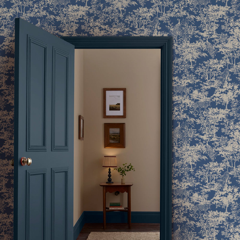 128950 - Animal Forest Wallpaper - Blue - Joules