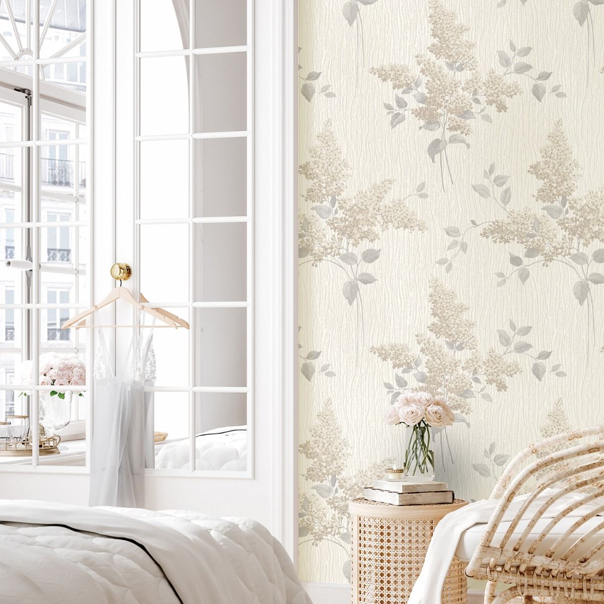 41311 - Tiffany Fiore Floral Wallpaper - Beige - Belgravia