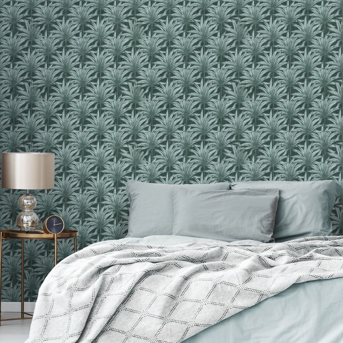 Eden Retro Leaf Wallpaper - Green - Muriva