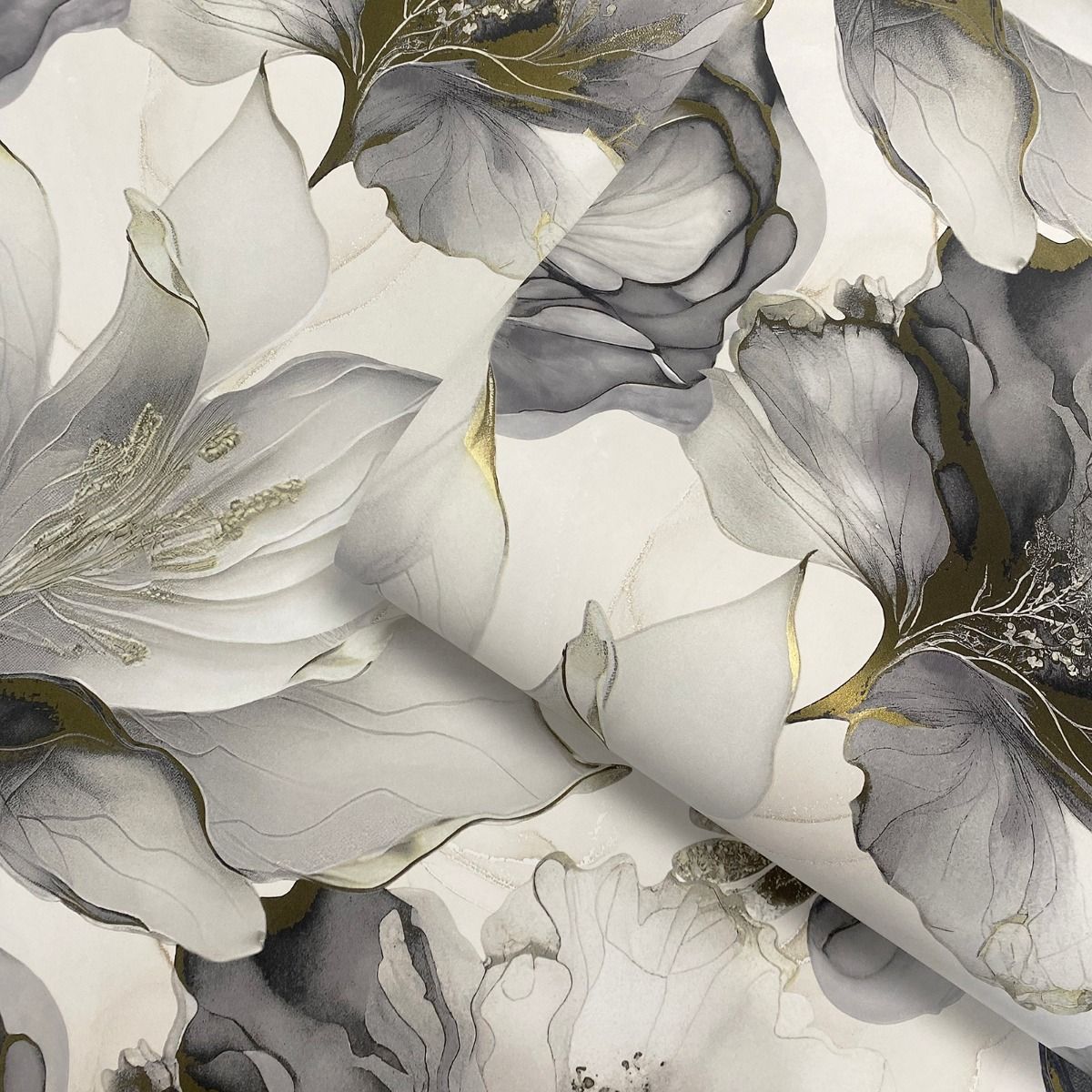 Elysian Floral Wallpaper - Black/Gold - Muriva