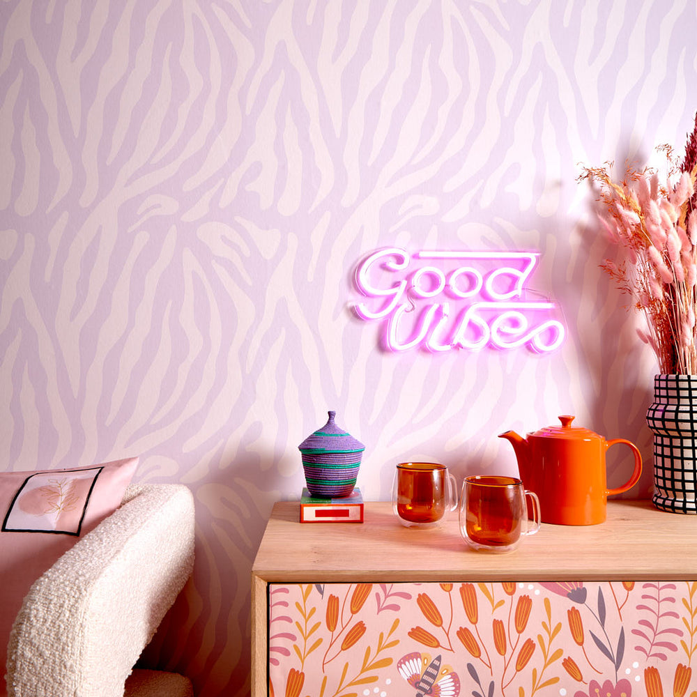 LH900435 - Good Vibrations Wallpaper - Strawberry Cheesecake & Lavender - Lust Home