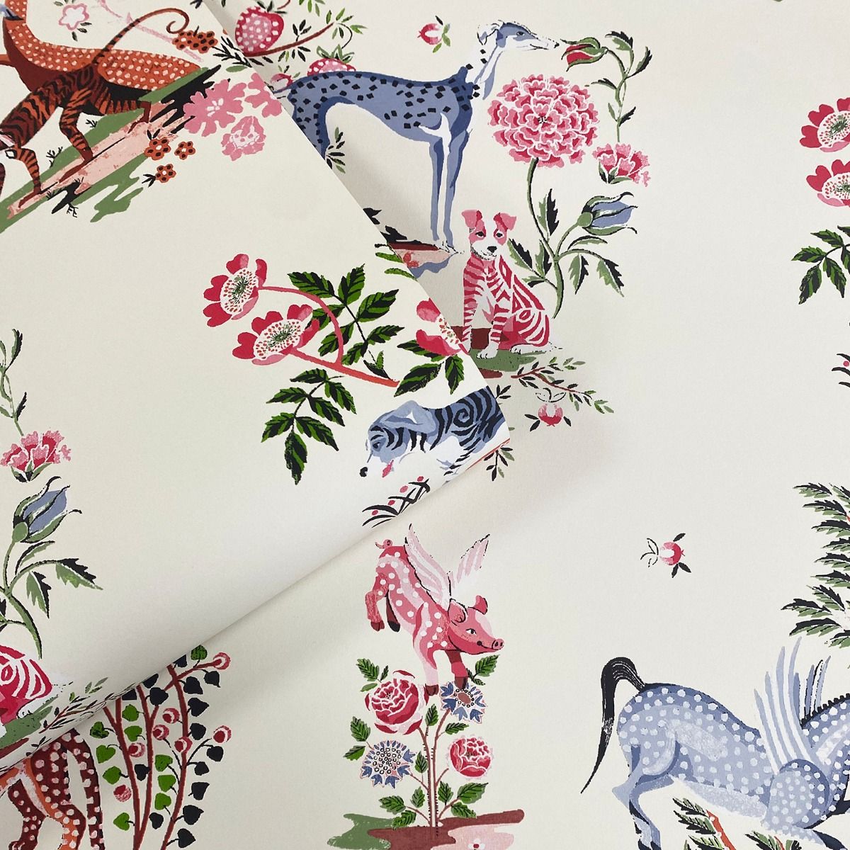 Painted Kingdom Wallpaper - Cream - Muriva
