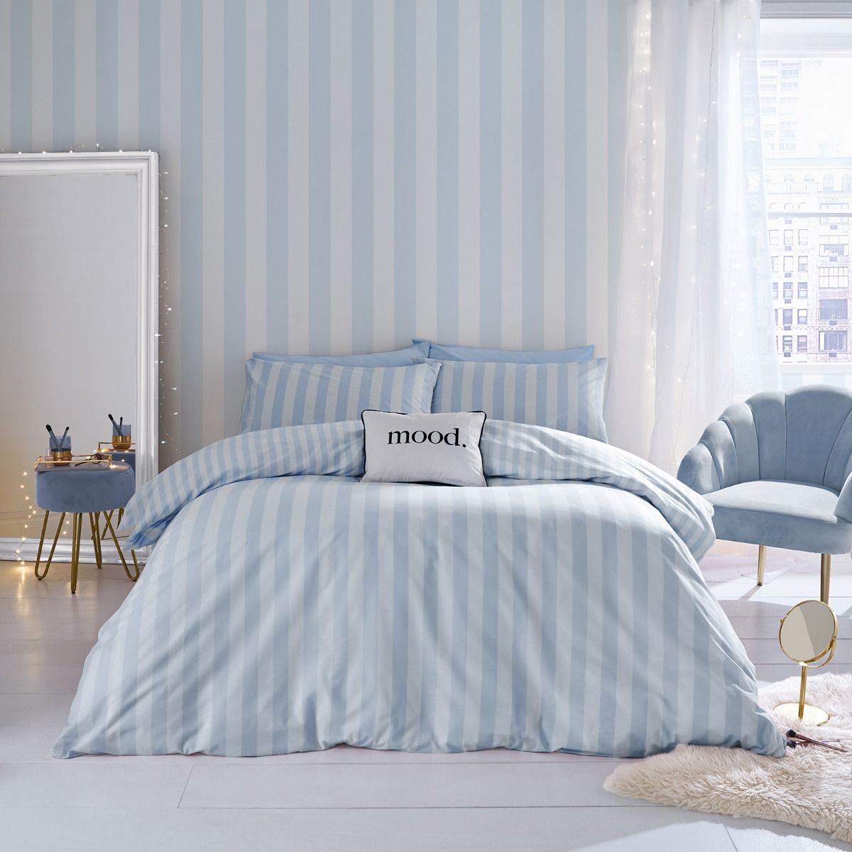 Sassy B Stripe Tease Wallpaper - Blue - Muriva