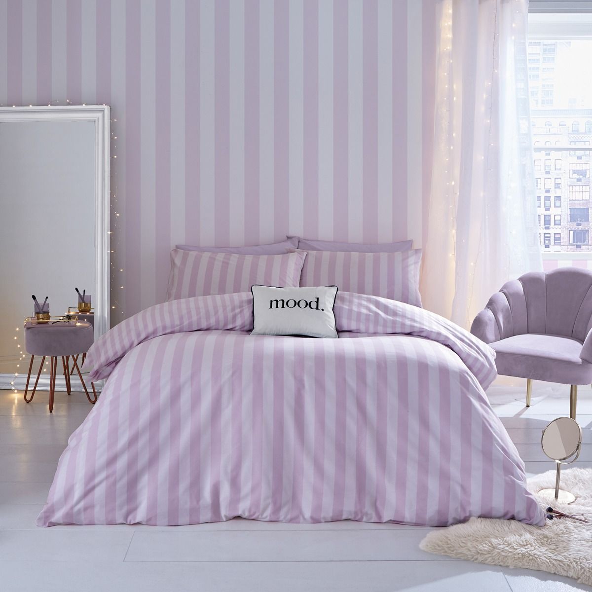 Sassy B Stripe Tease Wallpaper - Lilac - Muriva