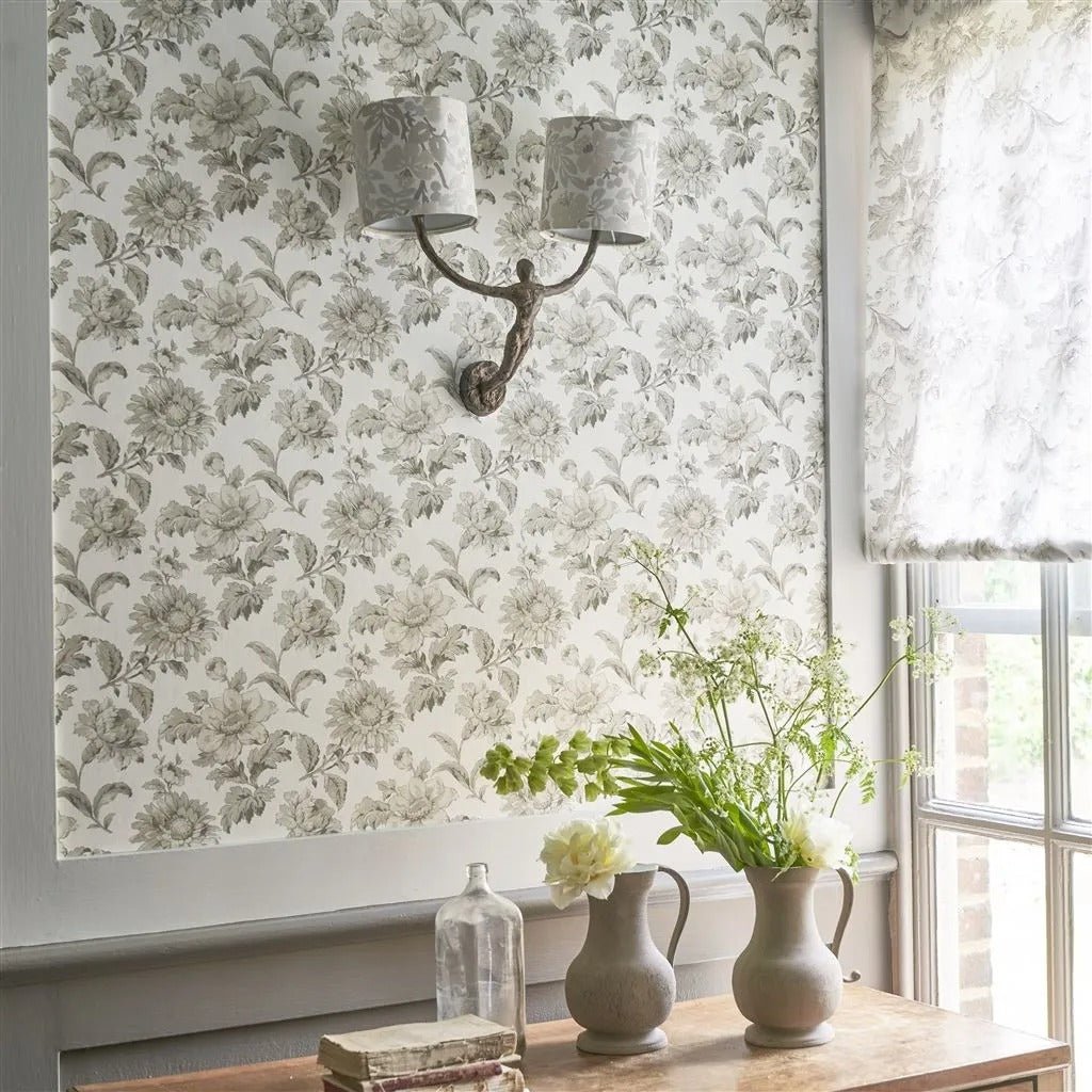 English Garden Floral Wallpaper - Birch - English Heritage - PEH0004/01Wallpaper199