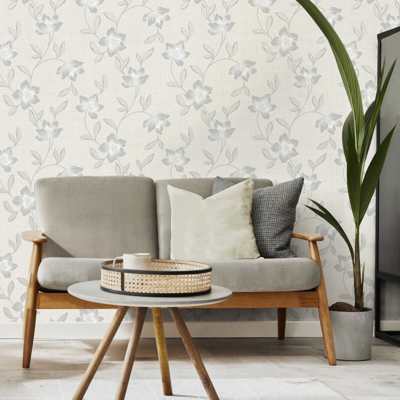 Larson Floral Metallic Wallpaper - Grey/Silver - Fine Décor - FD43068Wallpaper199
