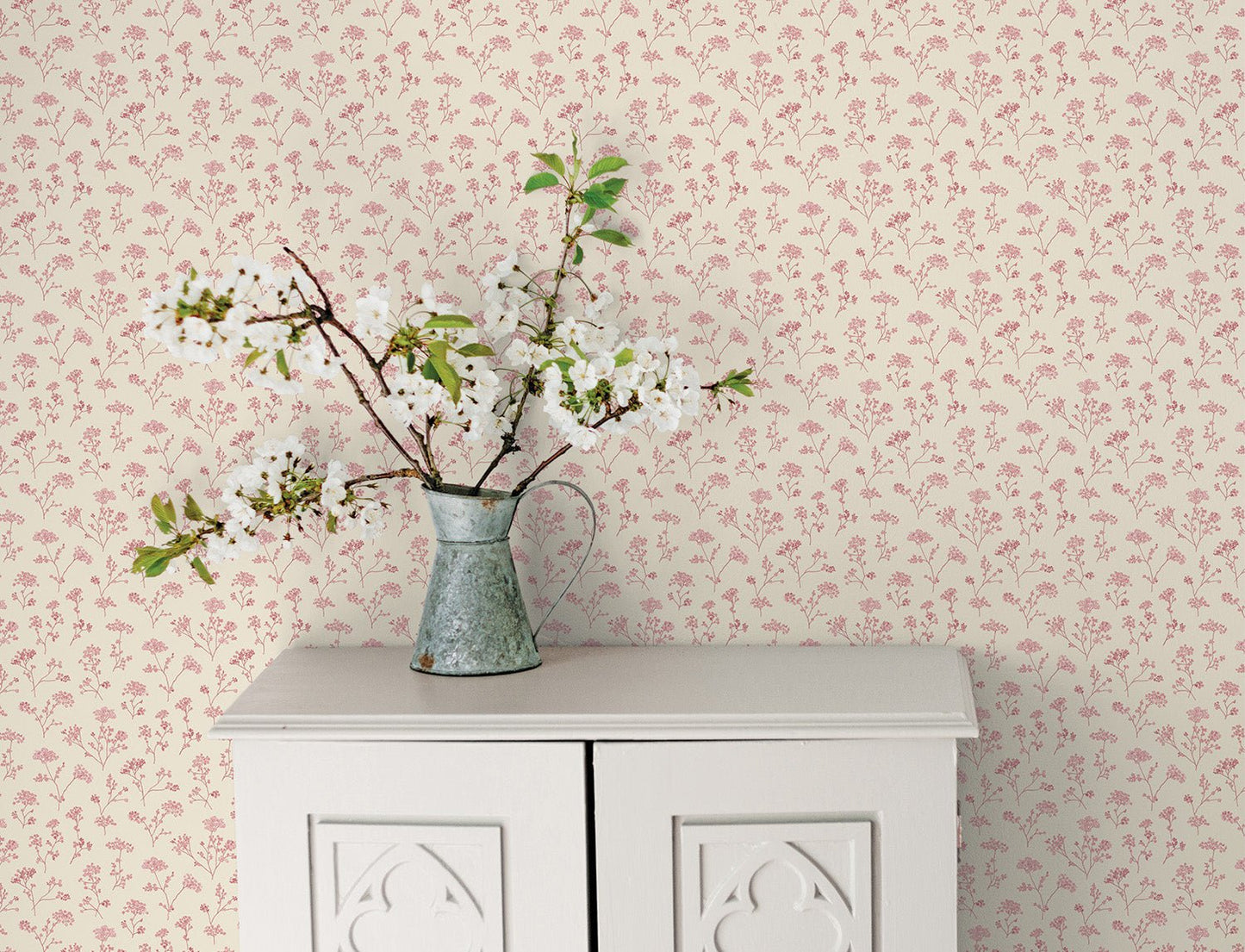 Miniatures 2 Parsley Flowers Wallpaper - Red - Galerie - G67872Wallpaper199