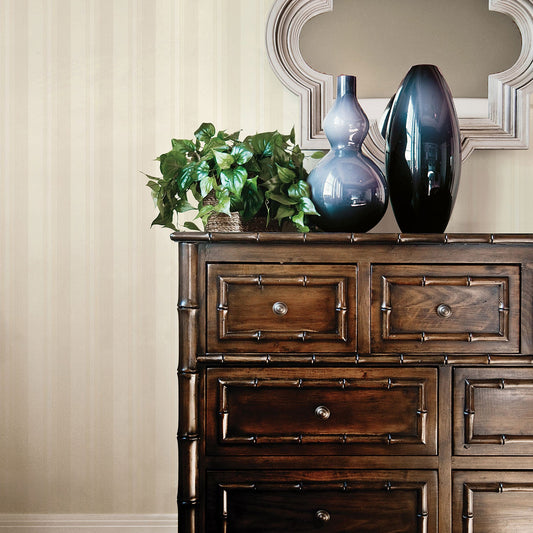 Palazzo Striped Wallpaper - Cream - Galerie - G67619Wallpaper199