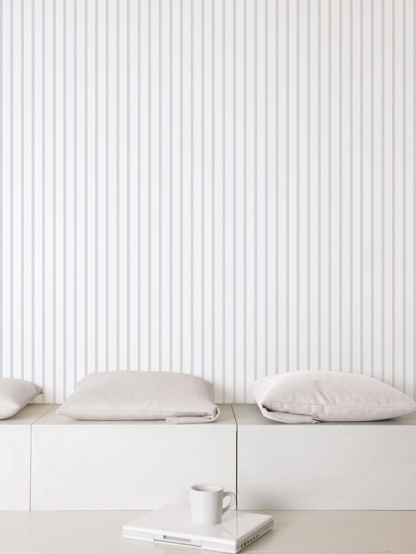 Smart Stripes Skinny Stripe Wallpaper - Light Blue / White - Galerie - G67564Wallpaper199