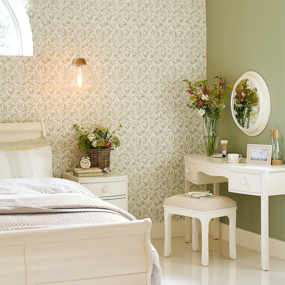 Willow Leaf Wallpaper - Hedgerow - Laura Ashley - 113364Wallpaper199