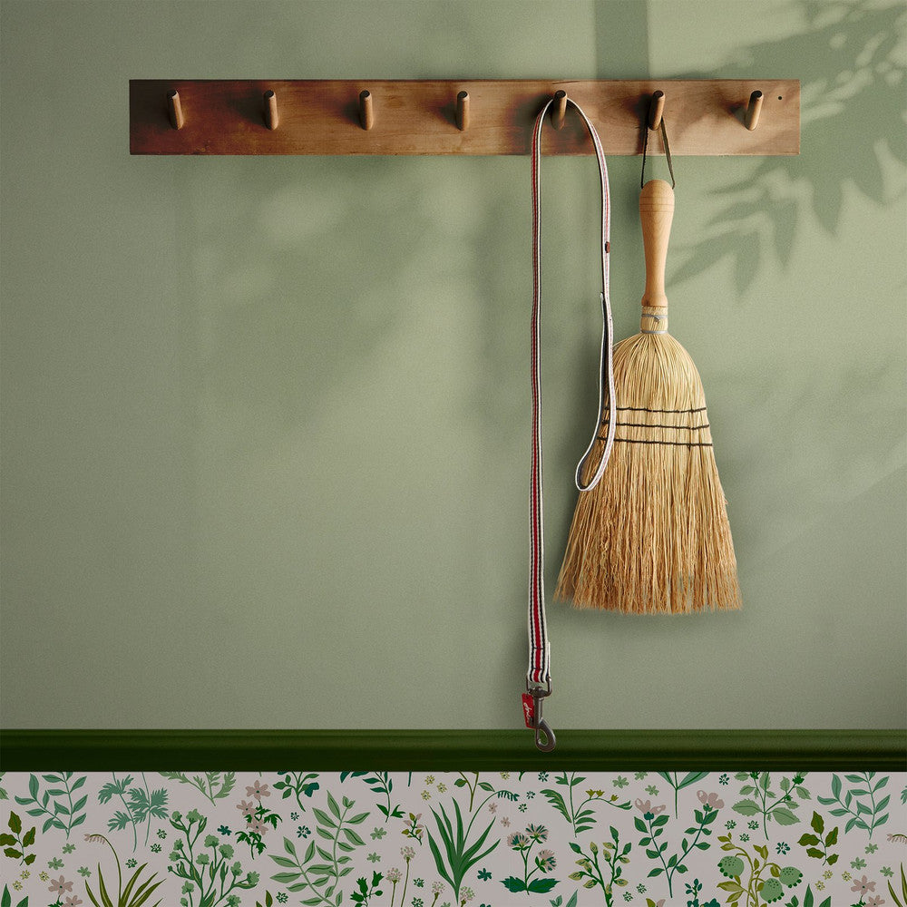 120885 - Plain Wallpaper - Sage - Joules