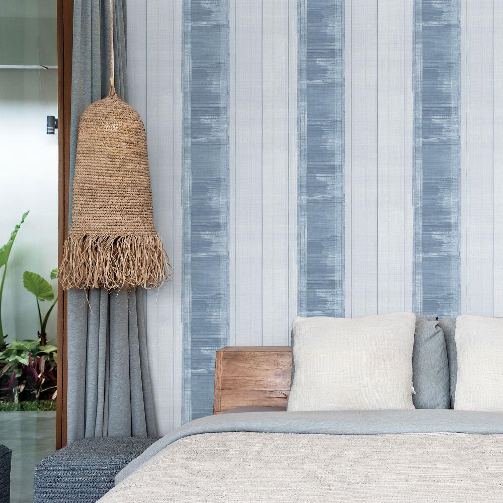 G78270 - Atmosphere Sublime Stripe Wallpaper - Blue - Galerie