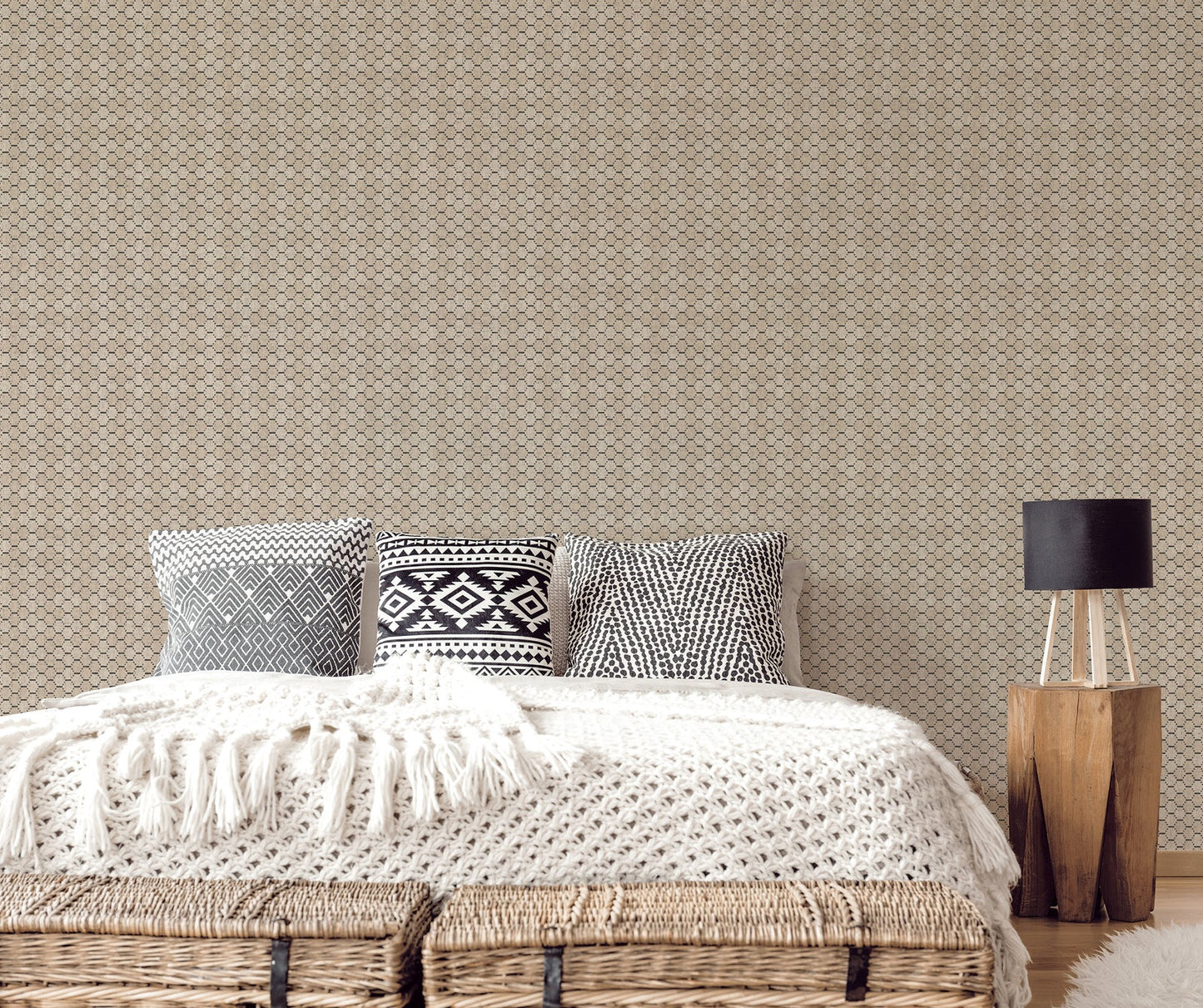 Bazaar Honey Comb Wallpaper - Sand / Black - Galerie - G78296Wallpaper199