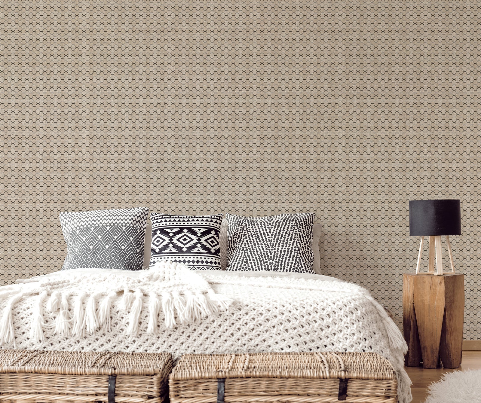 Bazaar Honey Comb Wallpaper - Sand / Black - Galerie - G78296Wallpaper199