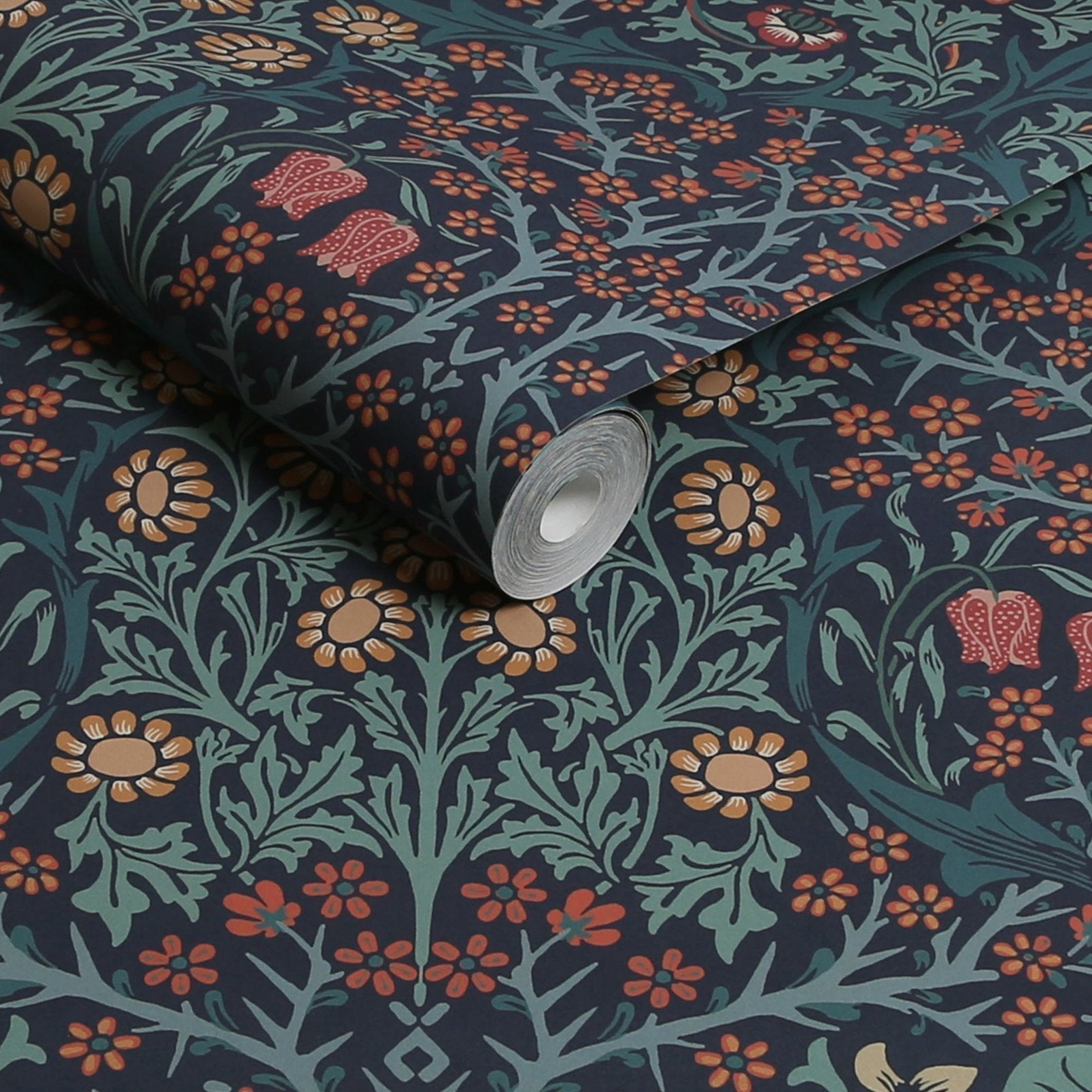 Blackthorn Wallpaper - Navy - 124251 - William Morris AHWallpaper199