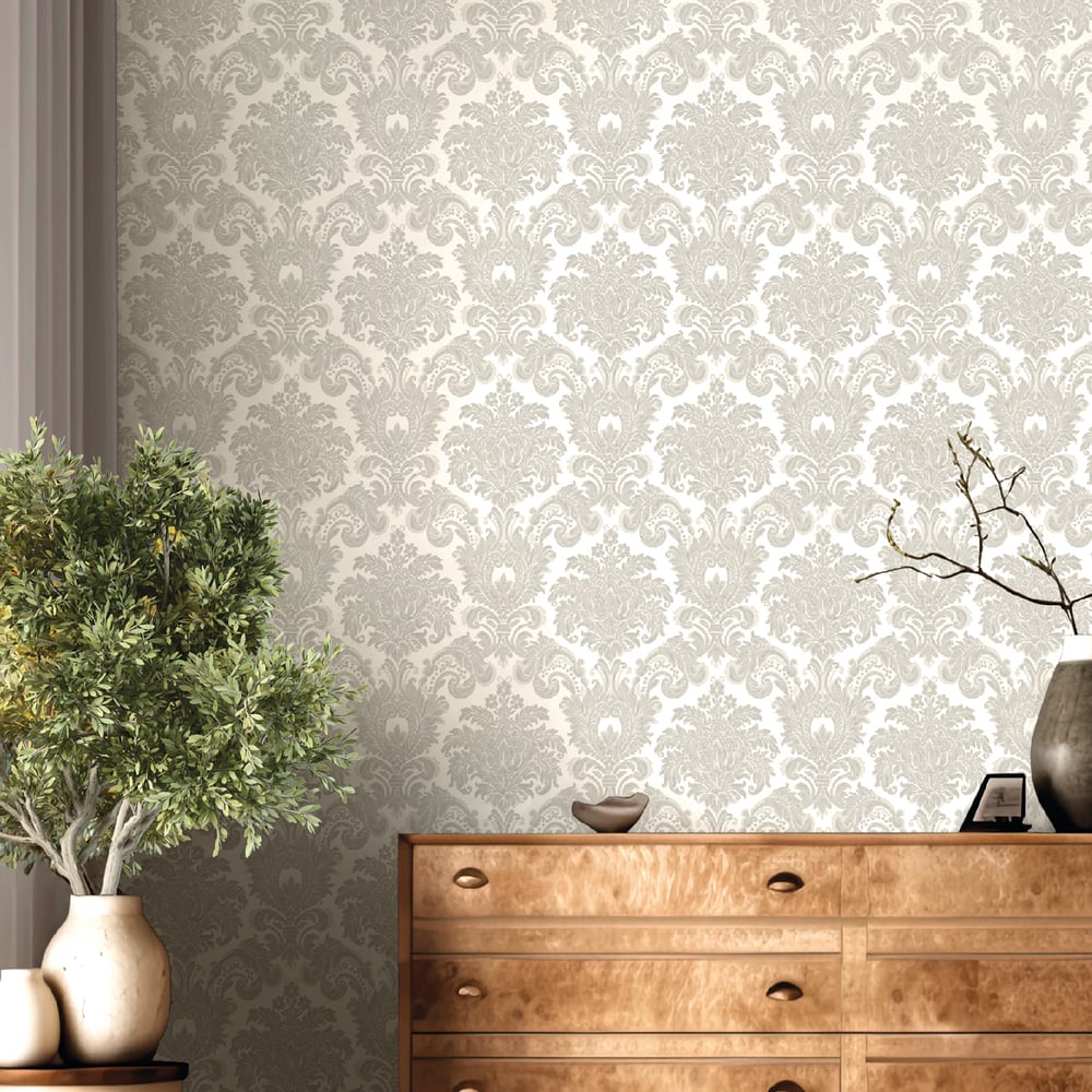Classic Italian Scrolling Damask Wallpaper - Silver/Ivory - Galerie - 23611Wallpaper199