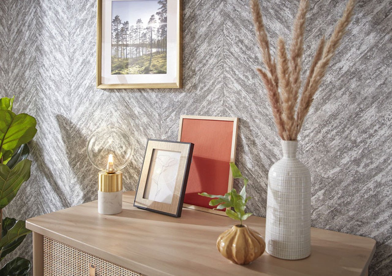 Linares Chevron Wallpaper - Grey & Taupe - Rasch - 617528Wallpaper199