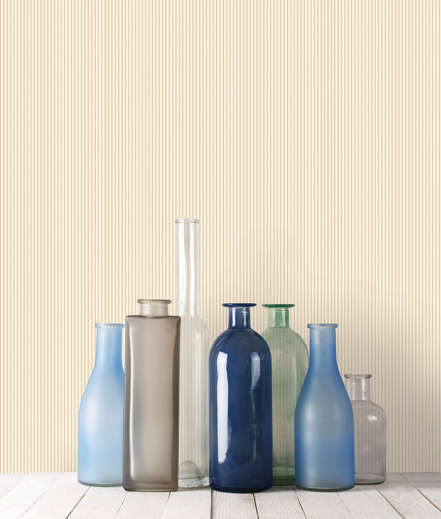 Miniatures 2 Delicate Stripe Wallpaper - Beige - Galerie - G67855Wallpaper199