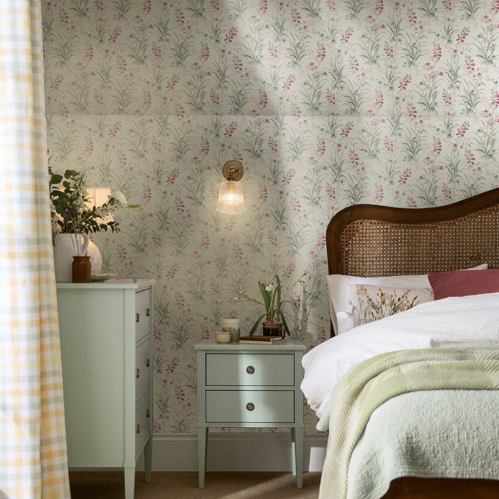 Mosedale Posy Wallpaper - Soft Natural - Laura Ashley - 122750Wallpaper199