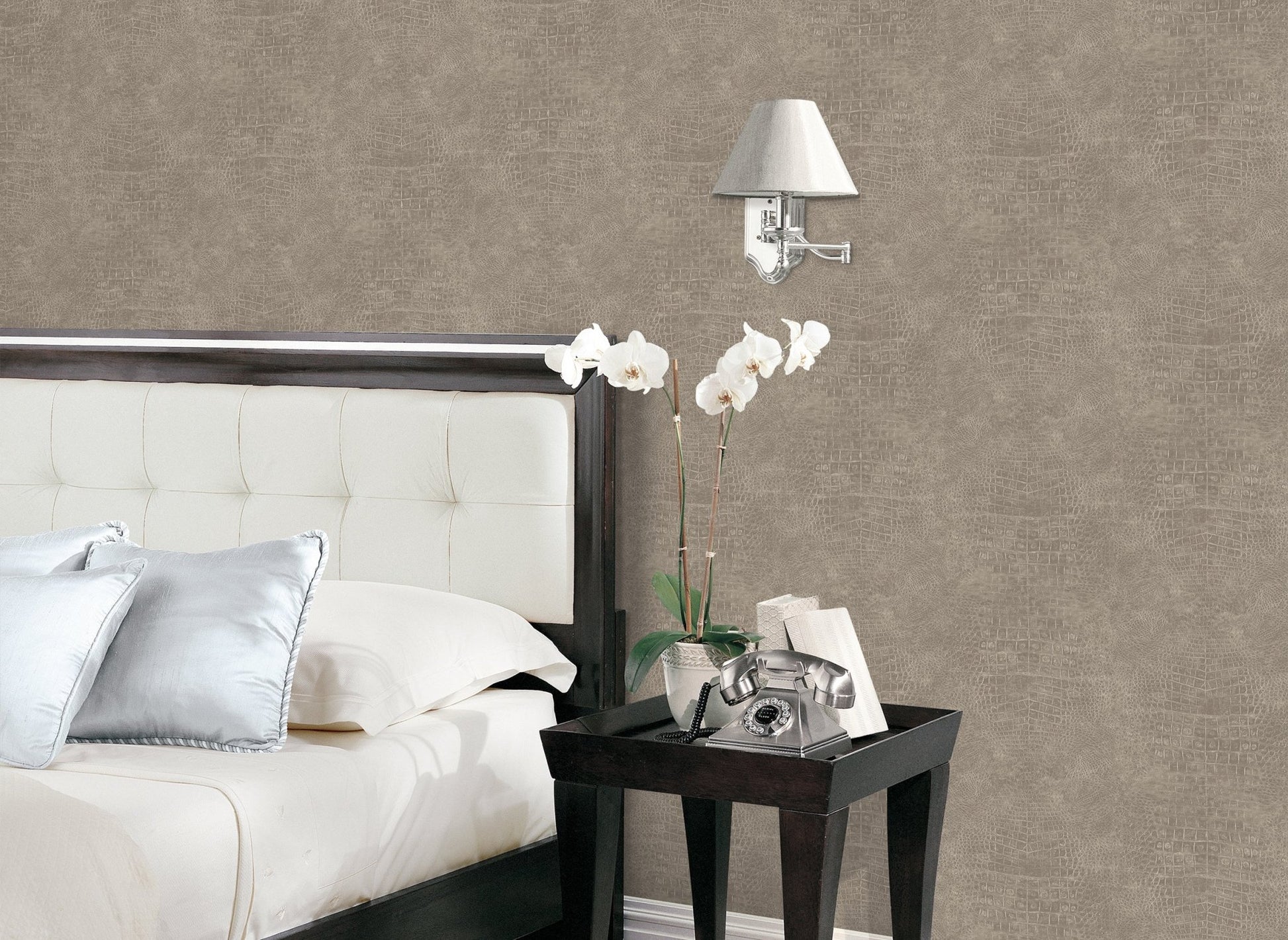 Natural FX 2 Crocodile Wallpaper - Brown - Galerie - G67503Wallpaper199