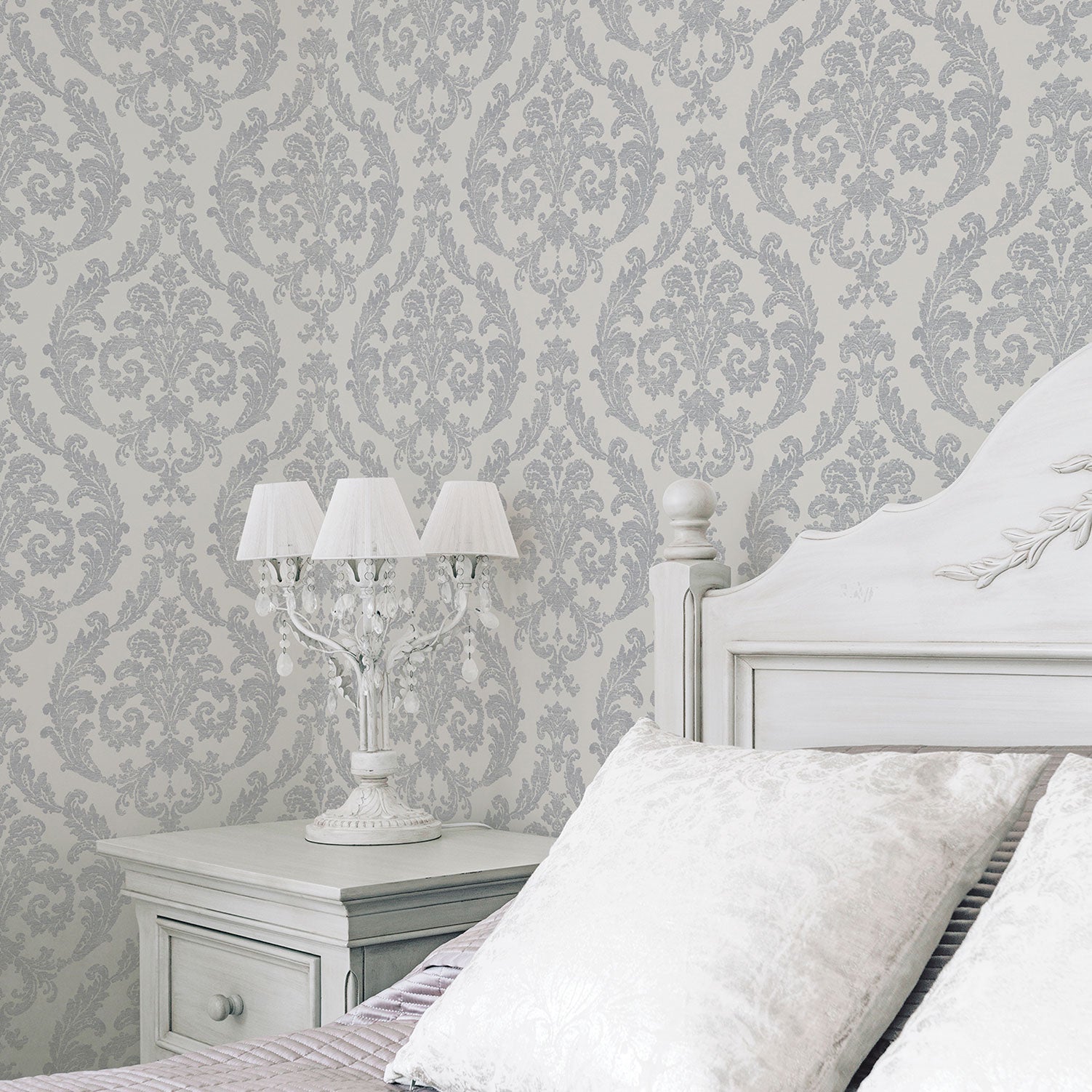 Palazzo Damask Wallpaper - Silver / Grey - Galerie - G67609Wallpaper199