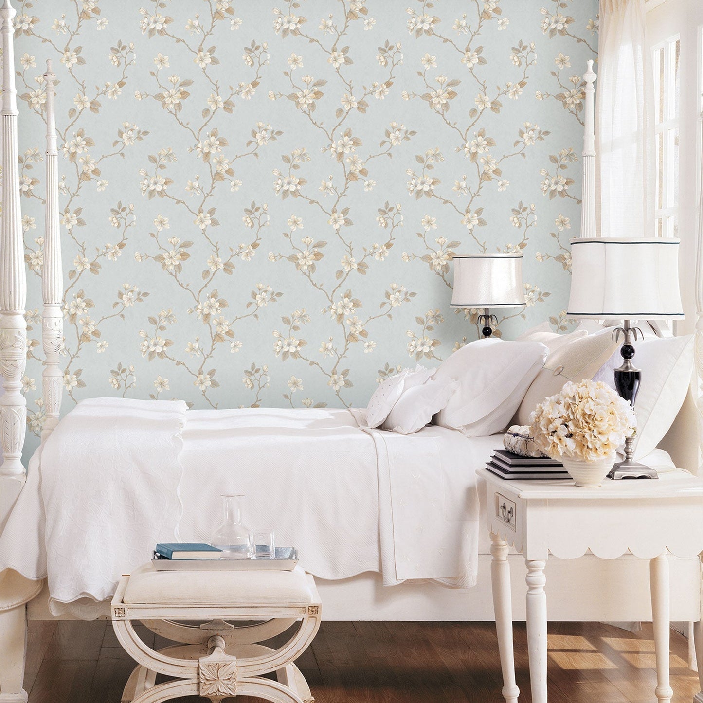 Palazzo Floral Bushes Wallpaper - Blue / Cream / Beige - Galerie - G67617Wallpaper199