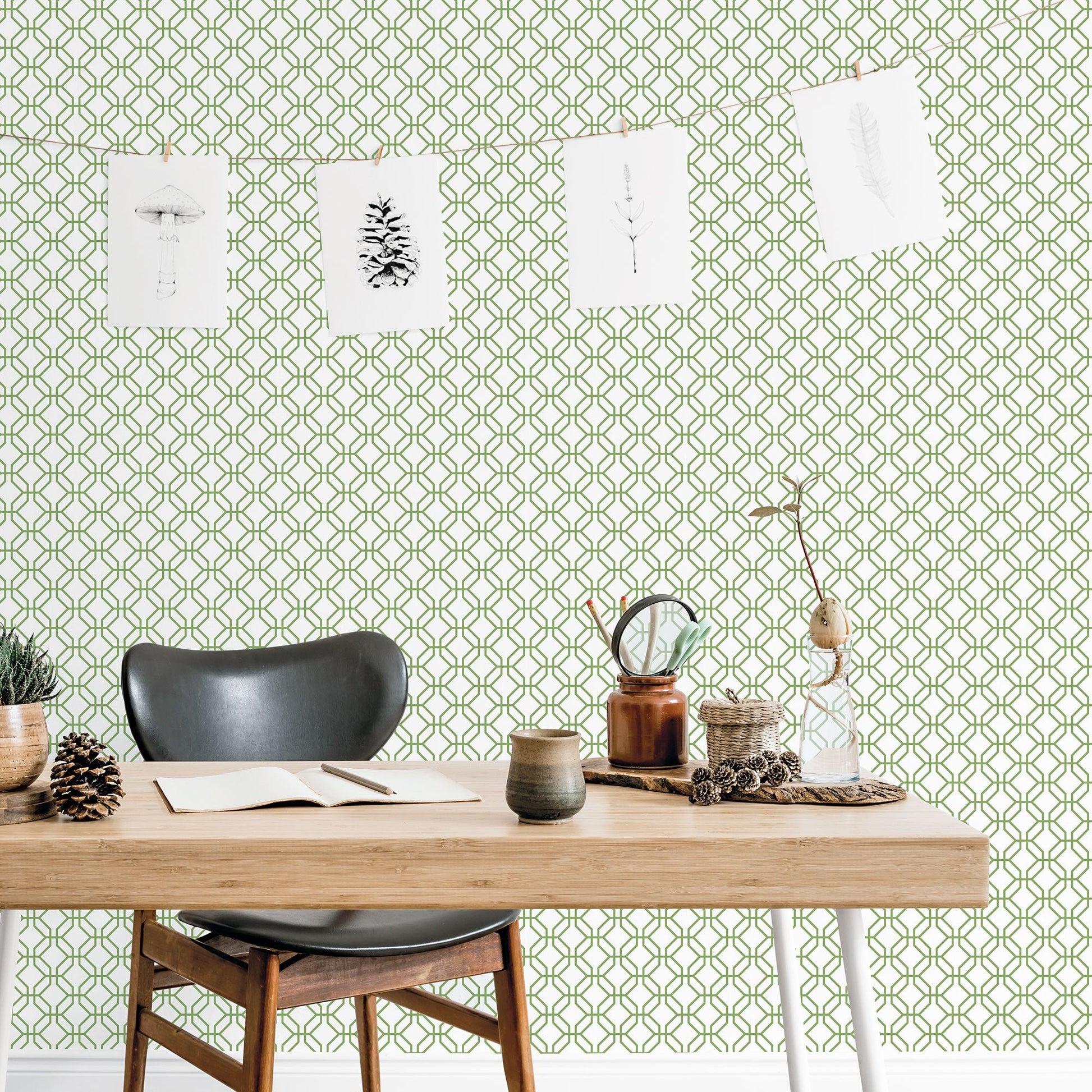 Secret Garden Trellis Negative Wallpaper - Fresh Green - Galerie - G78528Wallpaper199