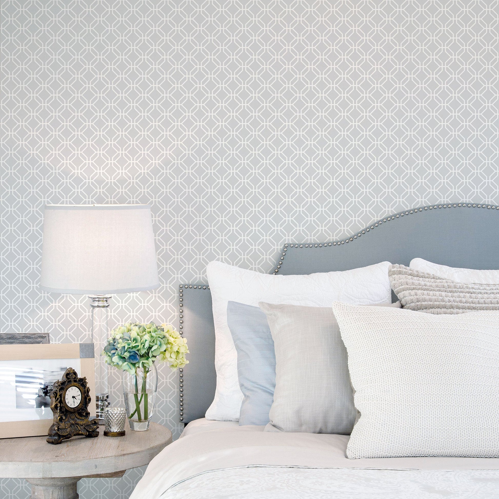 Secret Garden Trellis Negative Wallpaper - Grey - Galerie - G78522Wallpaper199