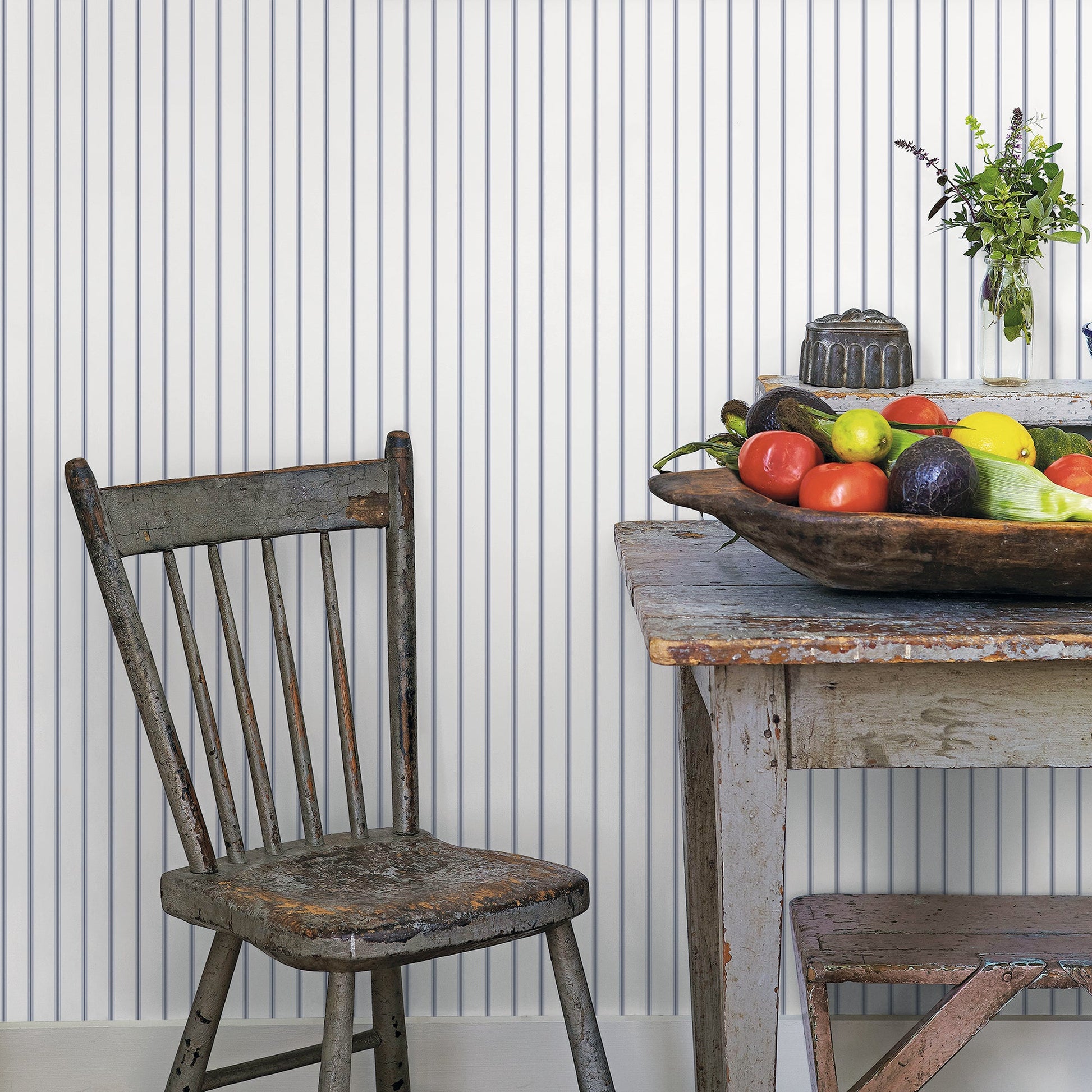 Smart Stripes Skinny Stripe Wallpaper - Dark Blue / White - Galerie - G67565Wallpaper199