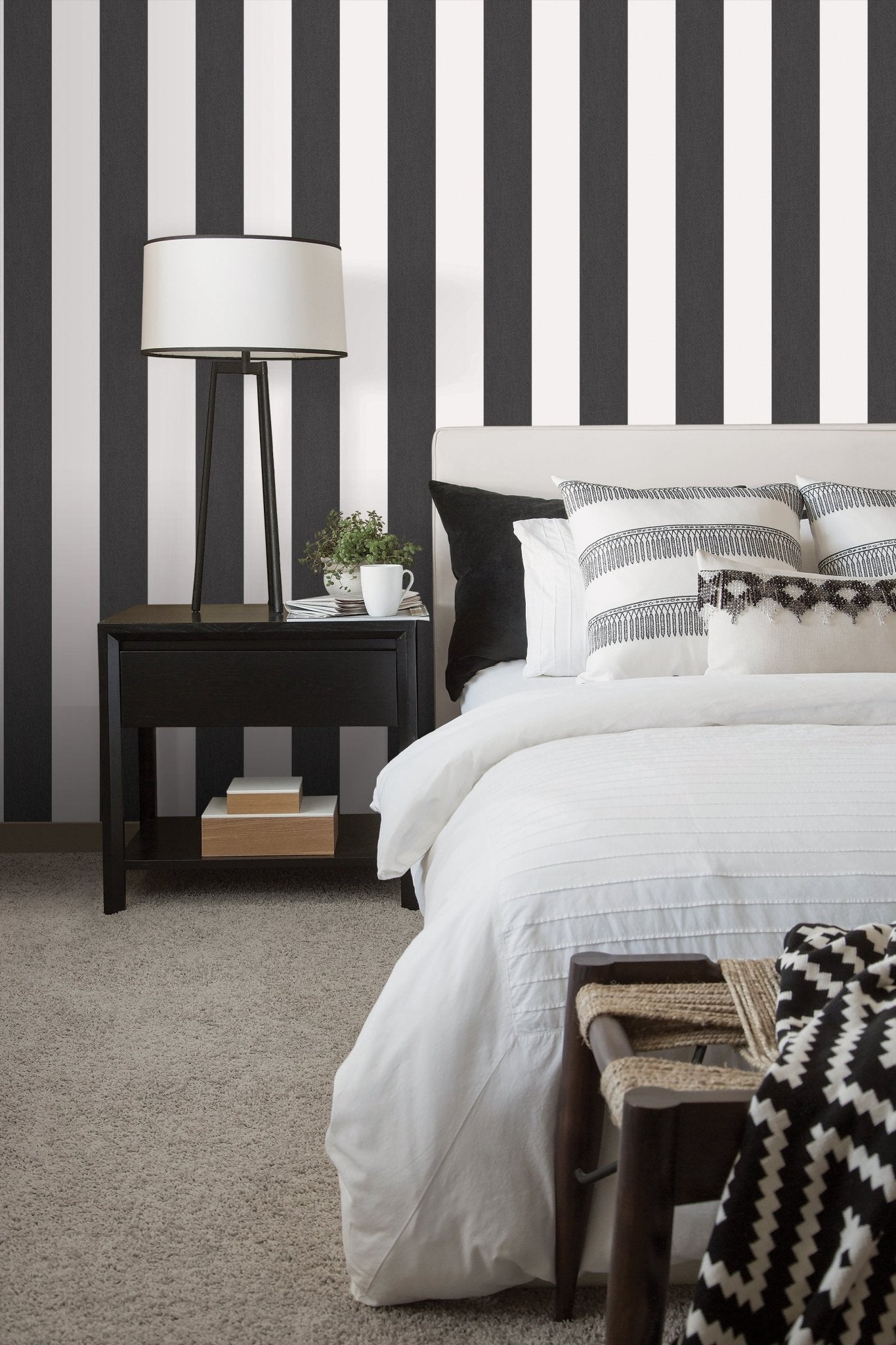 Smart Stripes Wide Stripe Wallpaper - Black / White - Galerie - G67580Wallpaper199