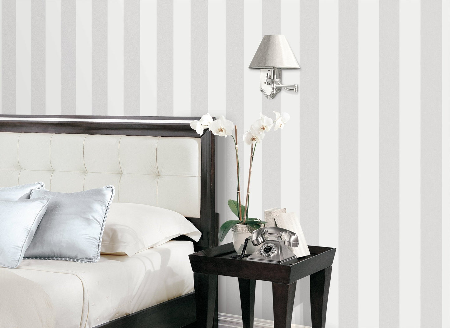 Smart Stripes Wide Stripe Wallpaper - White - Galerie - G67581Wallpaper199