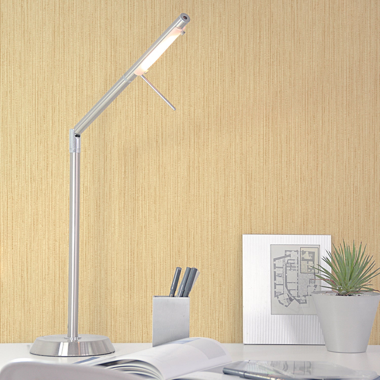 Special FX Shimmering Textured Wallpaper - Beige - Galerie - G67682Wallpaper199
