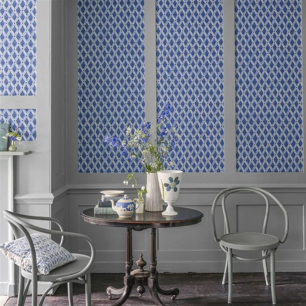 St John Street Trellis Wallpaper - Ink - English Heritage - PEH0003/07Wallpaper199