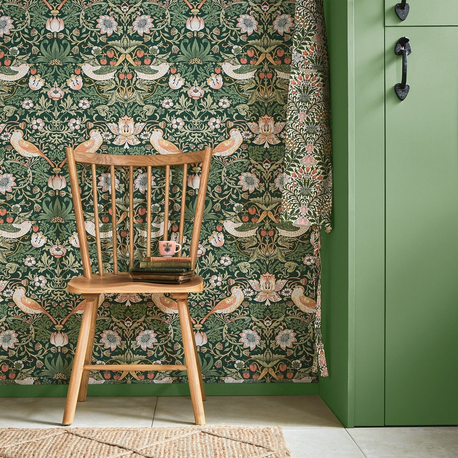 Strawberry Thief Wallpaper - Rich Green - 124234 - William Morris AHWallpaper199
