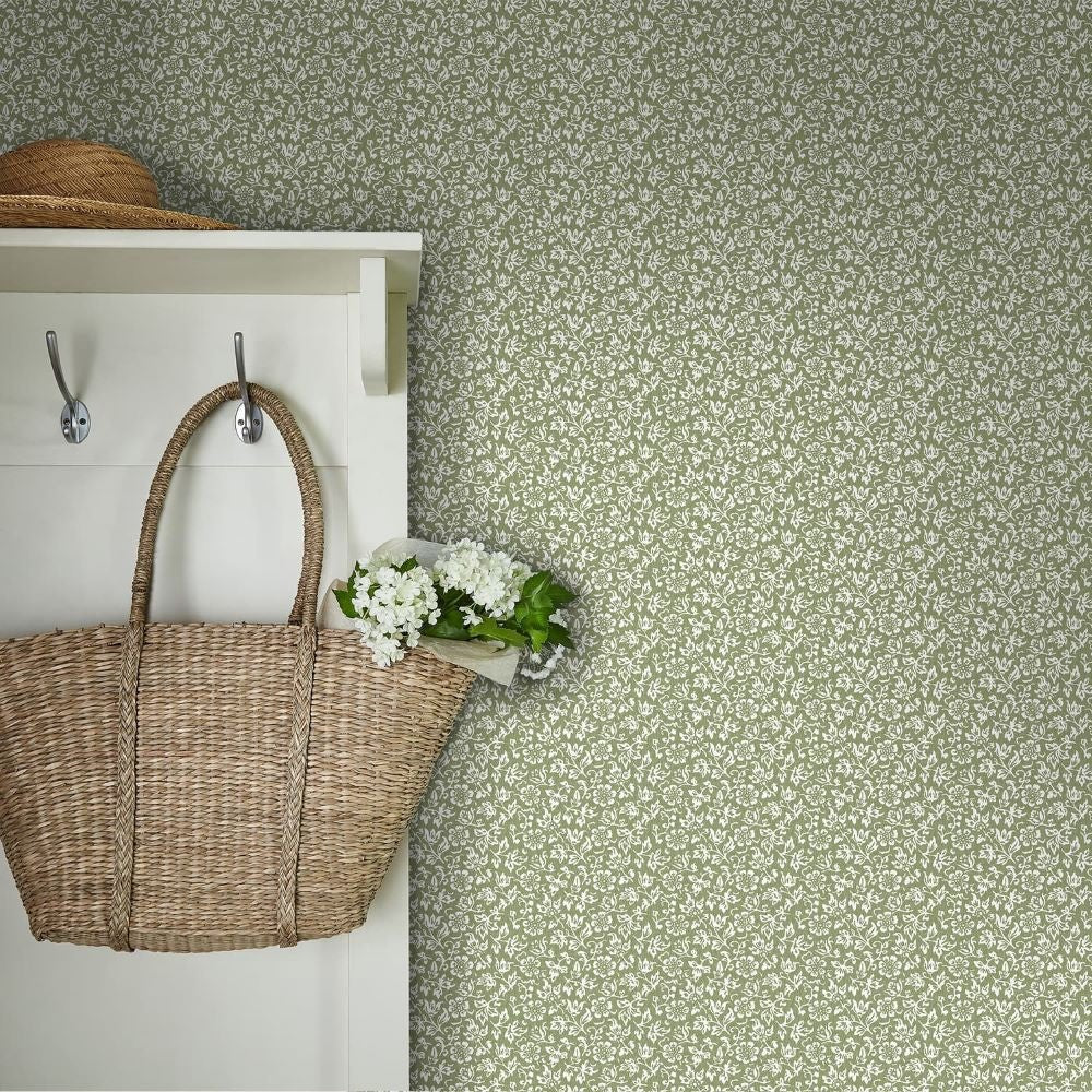 Sweet Alyssum Wallpaper - Moss Green - Laura Ashley - 121077Wallpaper199