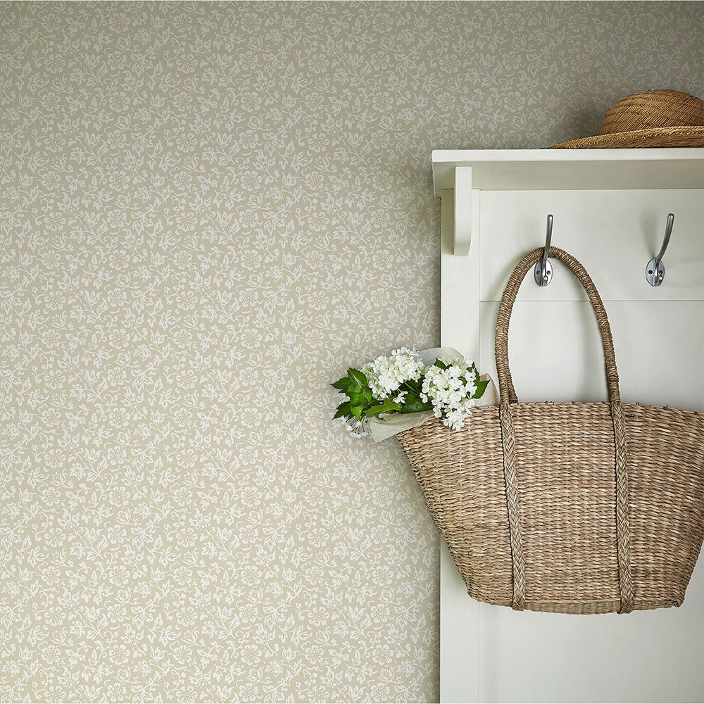 Sweet Alyssum Wallpaper - Twine Natural - Laura Ashley - 140327Wallpaper199