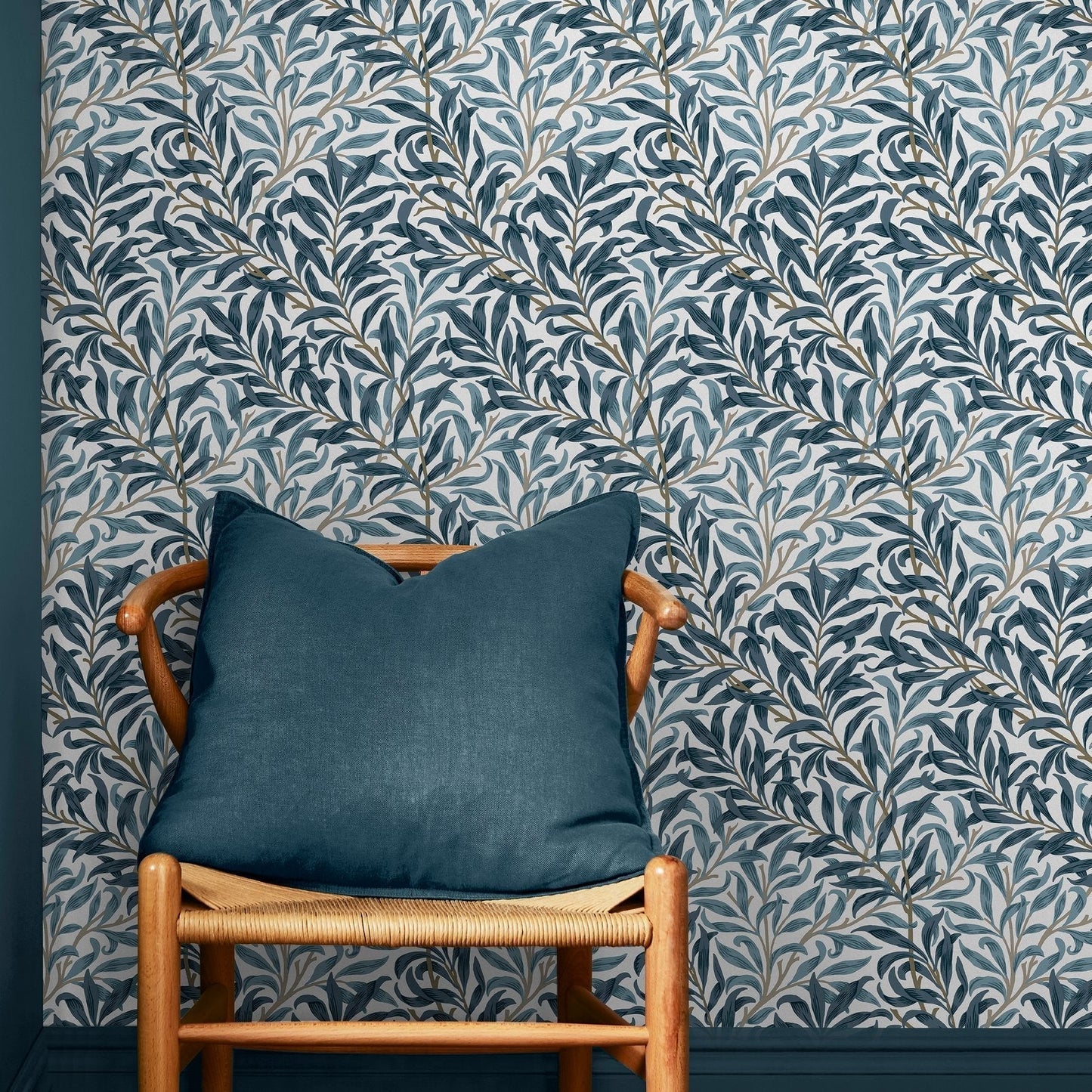 Willow Bough Wallpaper - White & Blue - 124245 - William Morris AHWallpaper199